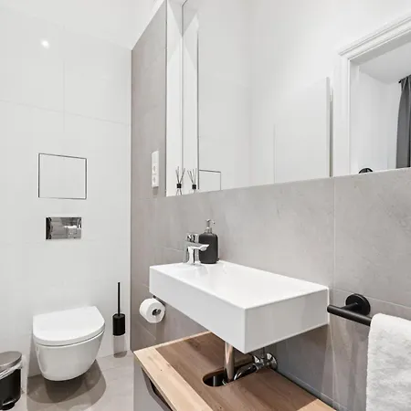 Modern In Appartamento